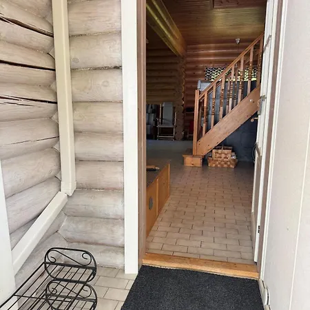 Spacious Log House With Private And Sauna *