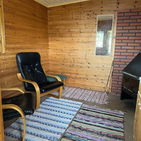 Apartment Spacious Log House With Private And Sauna